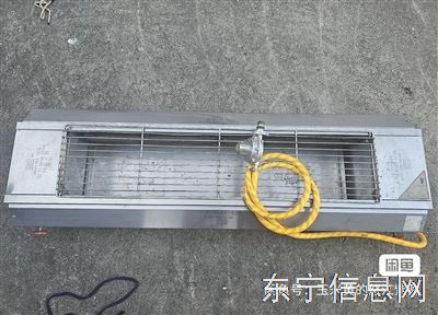 出售烤串電爐子2個