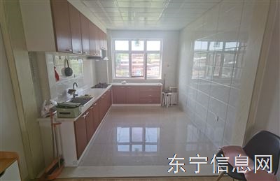 馨苑花園電梯房 南北通透 中間樓層 享受舒適的生活！