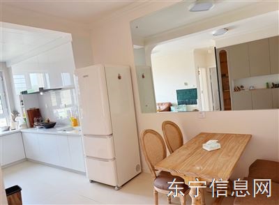 馨苑花園b區(qū)電梯7樓出售